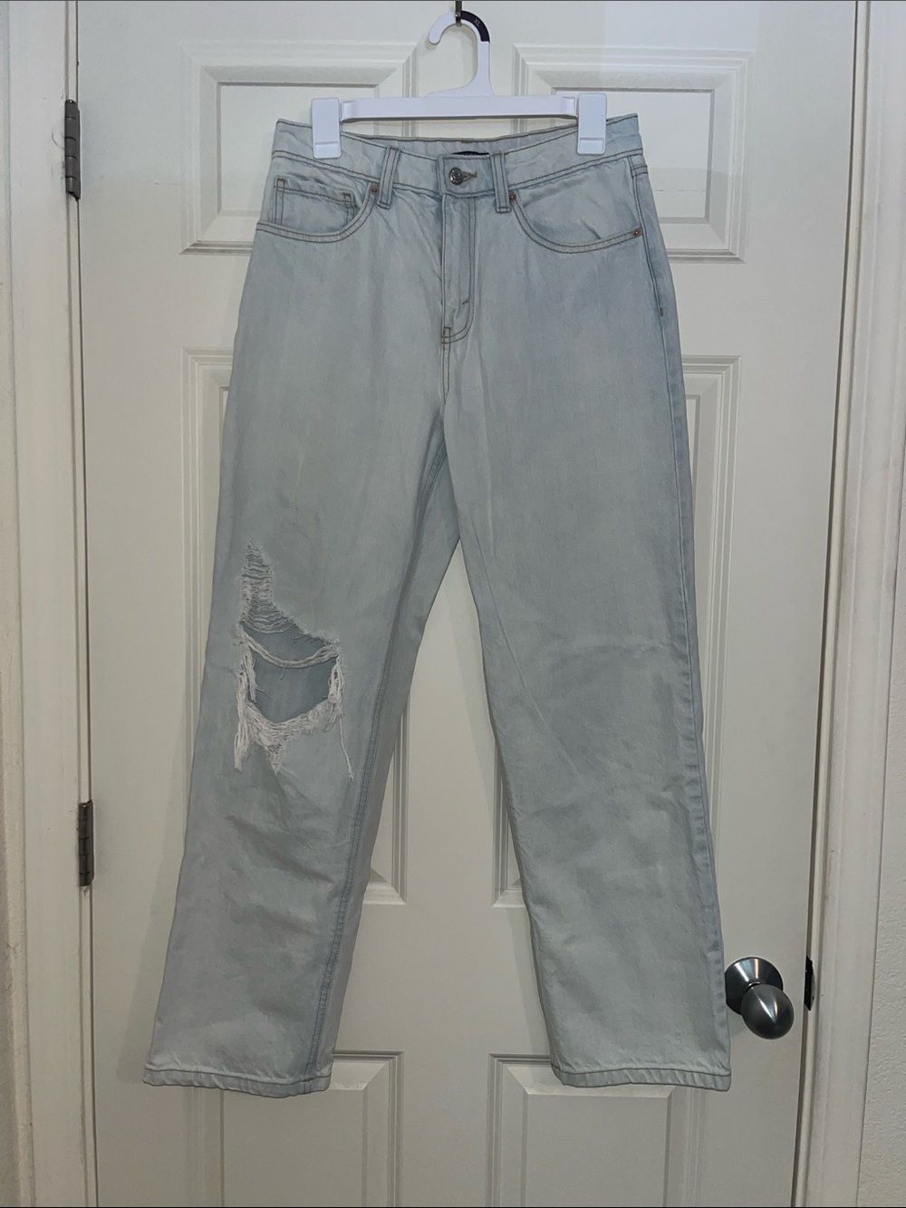 Light Wash Distressed Women’s High Rise Dad Jean